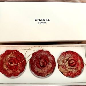 CHANEL ornaments-decor